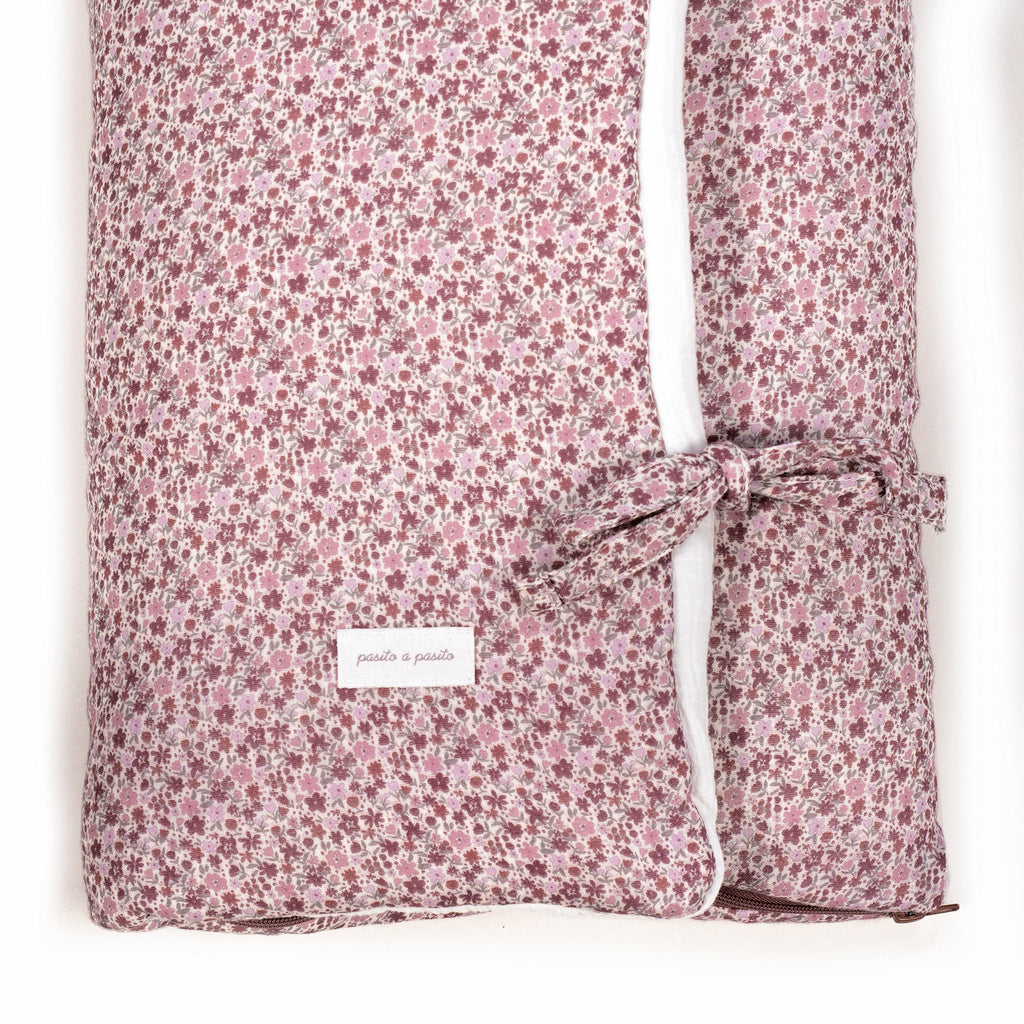 PASITO A PASITO Arrullo/Manta Cherry Flores