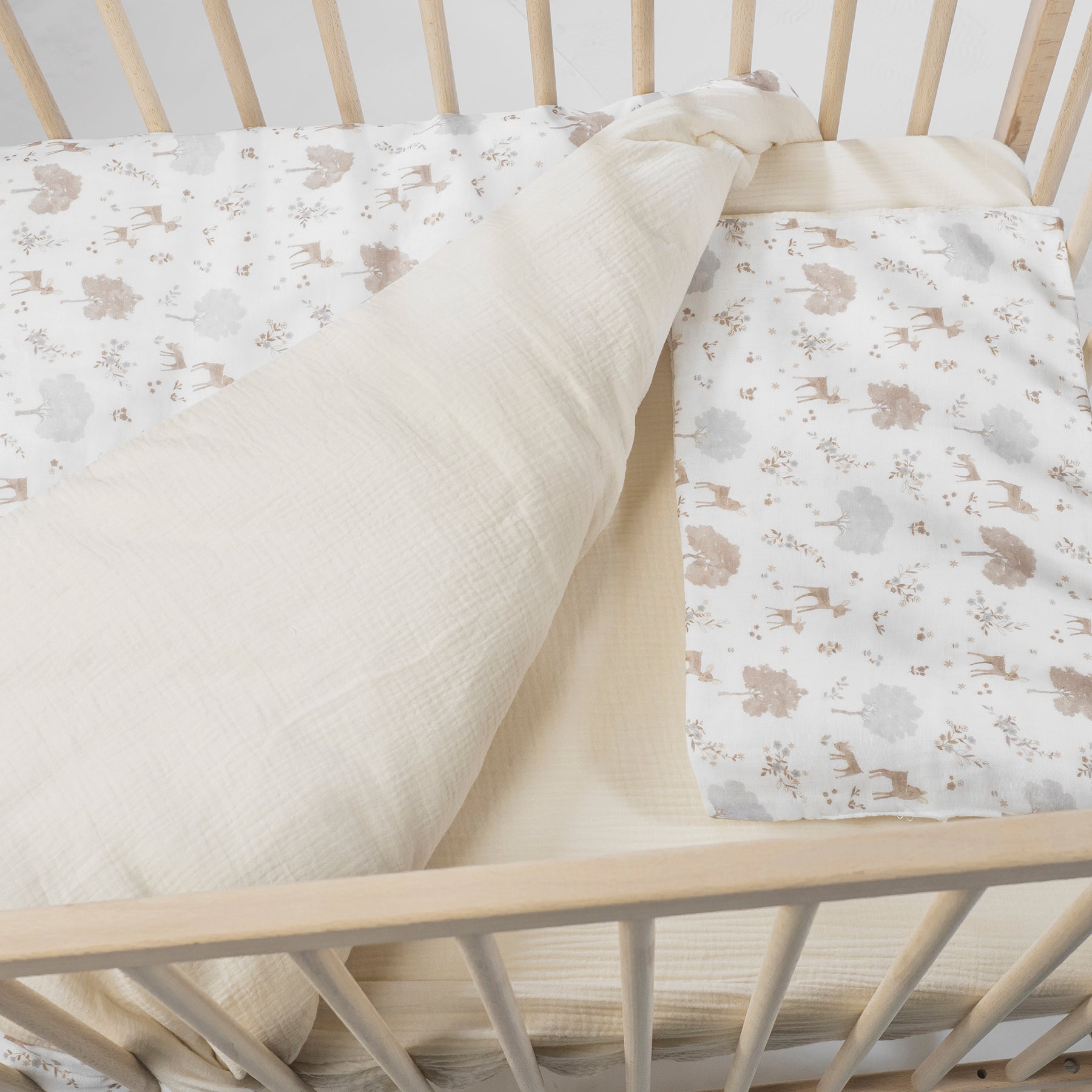 PASITO A PASITO Edredon + Sabana Bajera + Almohada Cuna 120x60cm Nara